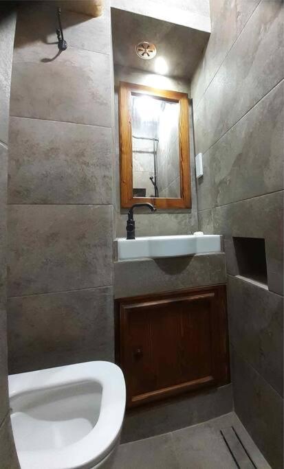 Cozy Corner House In Valletta - Authentic! Bagian luar foto