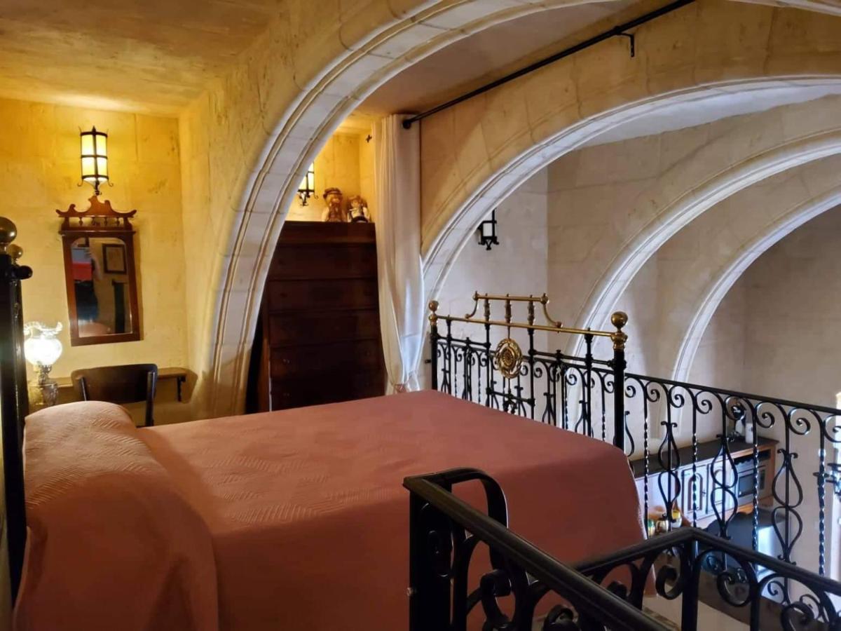 Cozy Corner House In Valletta - Authentic! Bagian luar foto