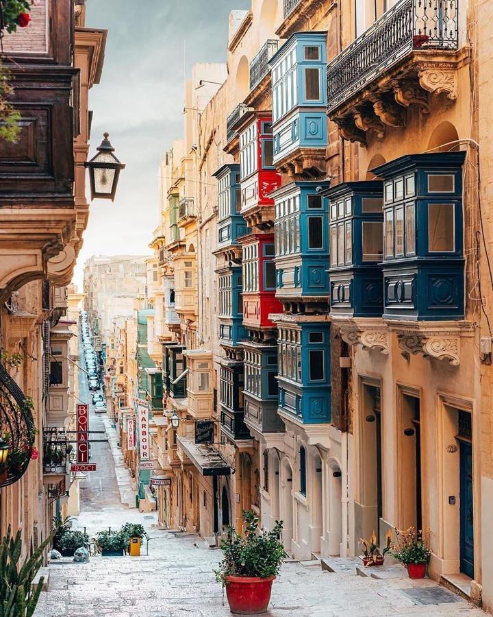 Cozy Corner House In Valletta - Authentic! Bagian luar foto